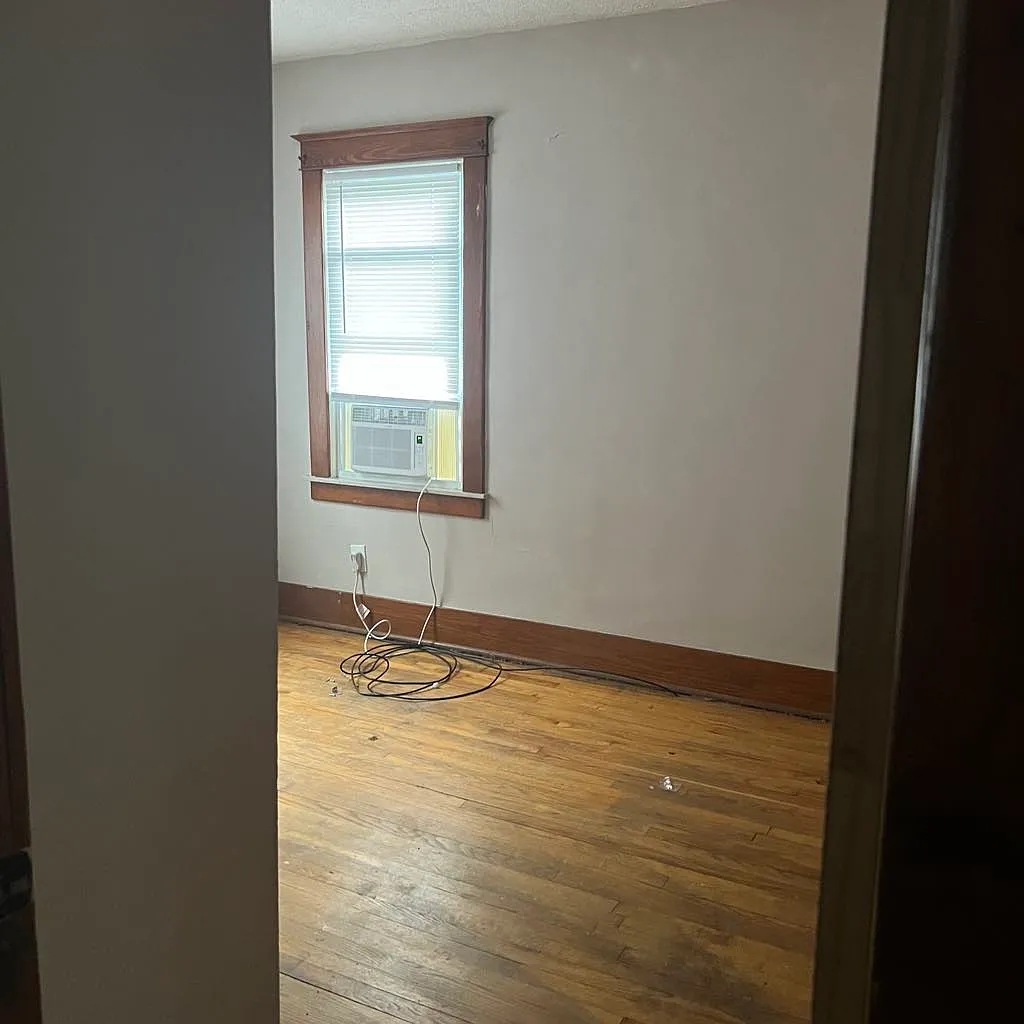 3 bed, 1250 sqft, $1,360 — Photo 3