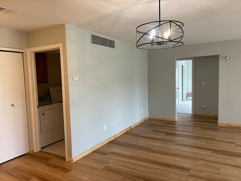 788 Castle Valley Blvd — Photo 3