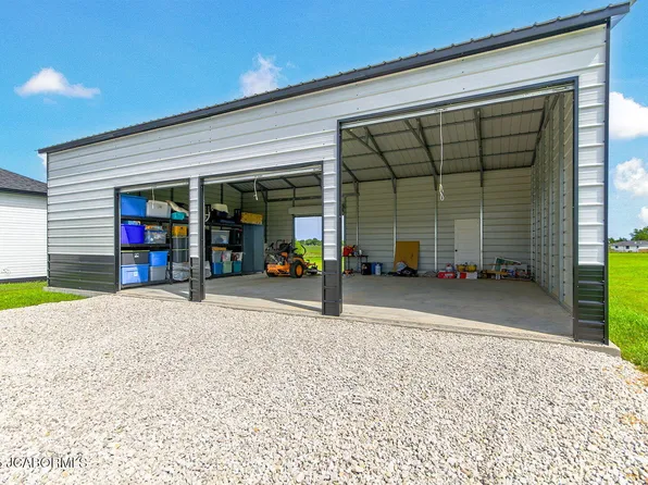8350 Dry Fork Acres Rd, New Bloomfield, MO 65063