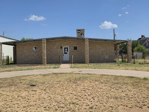 306 N 13th St, Ballinger, TX 76821