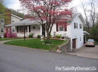 1233 Woodland Cres, Fairmont, WV 26554