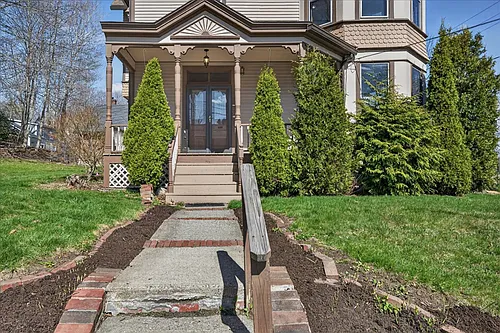 31 Franklin St Photo 1