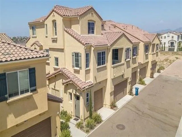 1450 Santa Diana Road Unit 6 - 1 — Photo 3