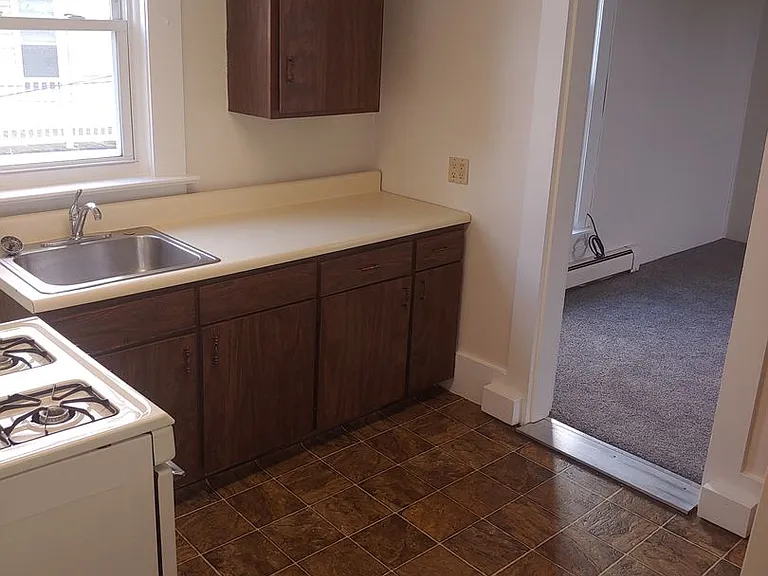 60 N Main St — Photo 3