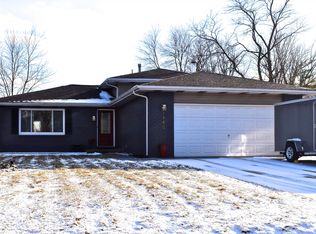 1910 Loganberry Ln, Crown Point, IN 46307