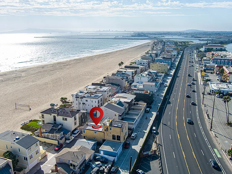 B14 Surfside Ave #A — Photo 27