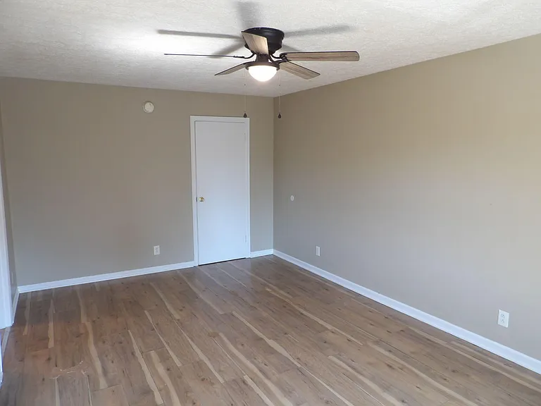 720 Woodland Ave #7 — Photo 11