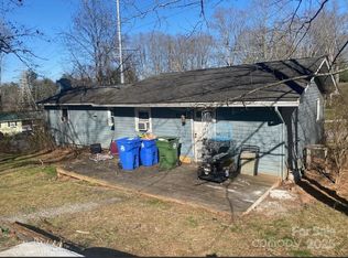 21 Azalea Rd, Arden, NC 28704