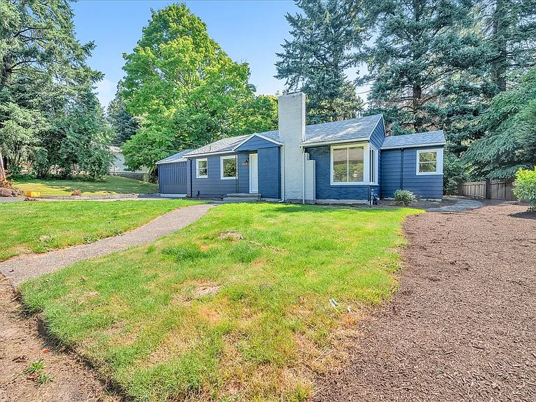 9710 S Corbett Ln — Photo 11