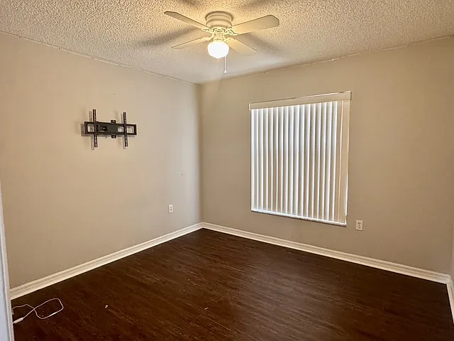 36817 Sandy Ln — Photo 13