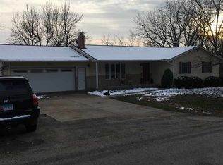 209 Longview Dr, Geneseo, IL 61254