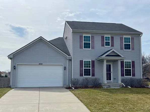 2009 Mayfair Dr, Island Lake, IL 60042