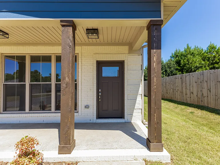 117 James Bowie Dr — Photo 4