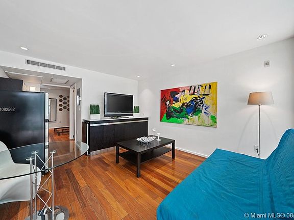 4th image of 1601 West Ave APT 108