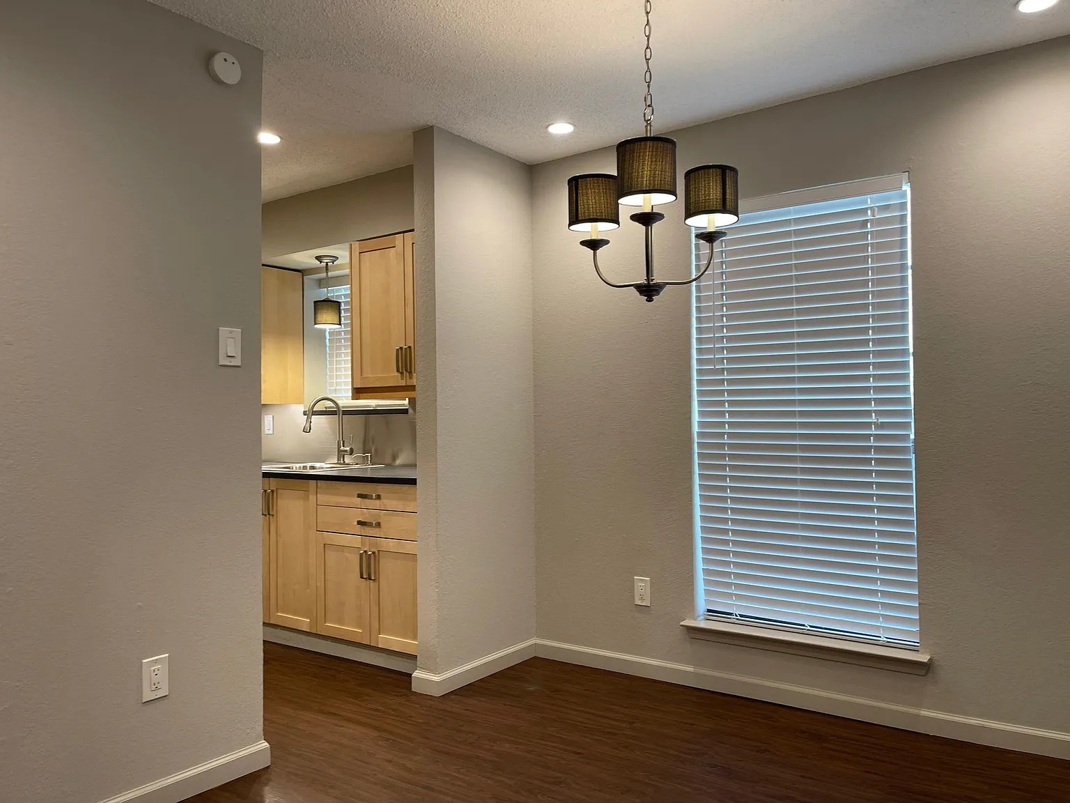 1 bed, 569 sqft, $1,195 — Photo 2