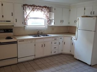 40 Fennbrook Road #FL 1ST, West Hartford, CT 06119