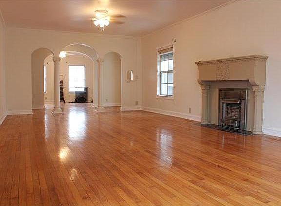 2nd image of 3624 Collins Ave APT 3