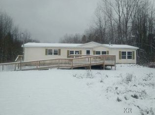 6401 N Neiner Rd, Sanford, MI 48657