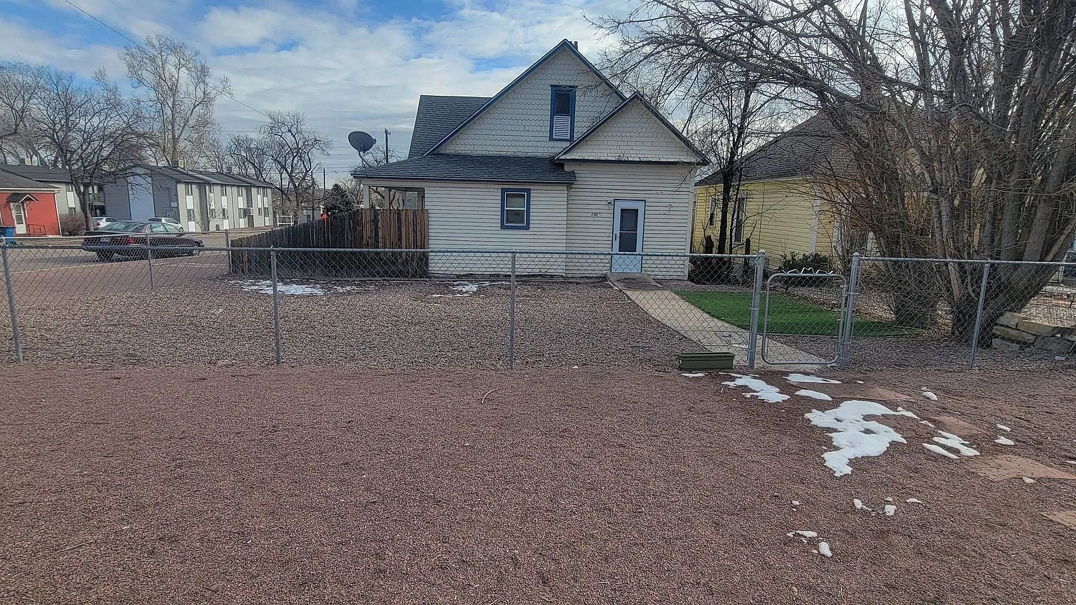Duplex near downtown Canon City — Photo 2