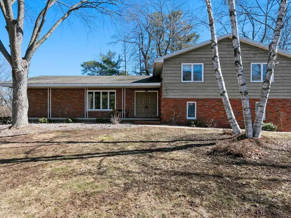 1730 Palisades Dr, Appleton, WI 54915