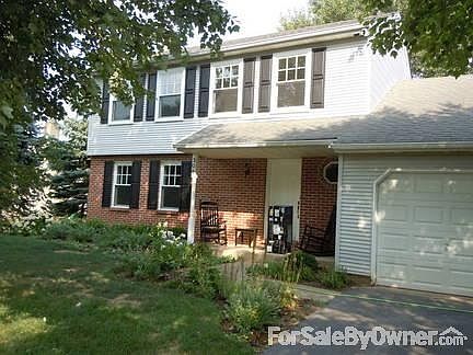 1st image of 306 Cambridge Ln
