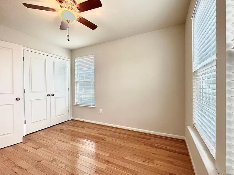 127 Decoverly Dr — Photo 33
