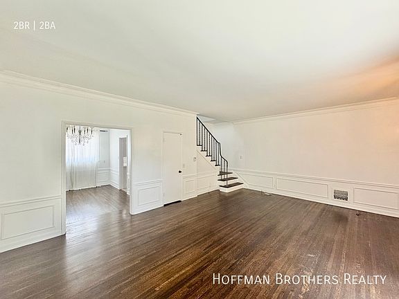 3rd image of 1401 N Laurel Ave #A