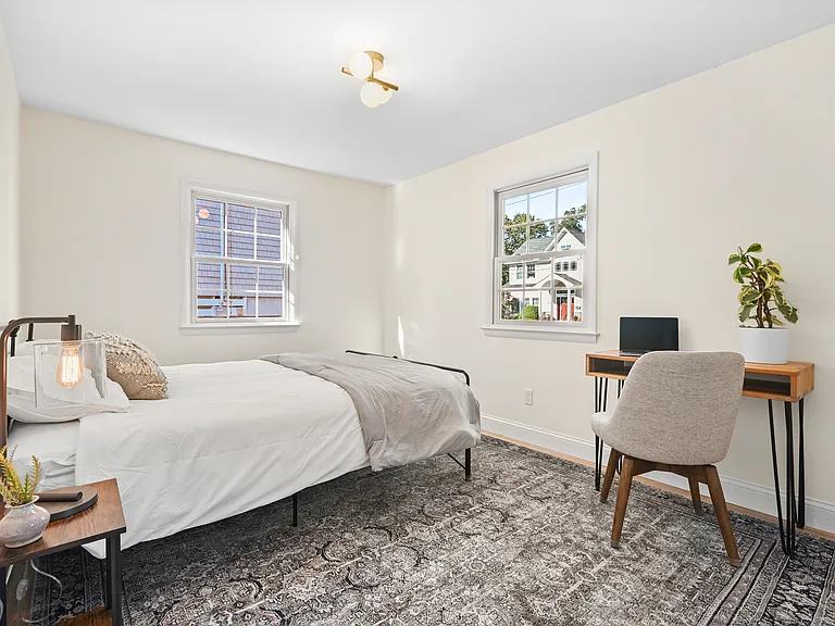 8 Millard St — Photo 30