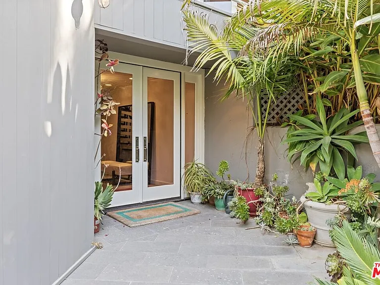 31833 Sea Level Dr — Photo 14