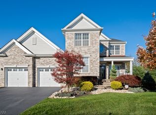 109 Masters Dr, Monroe Township, NJ 08831
