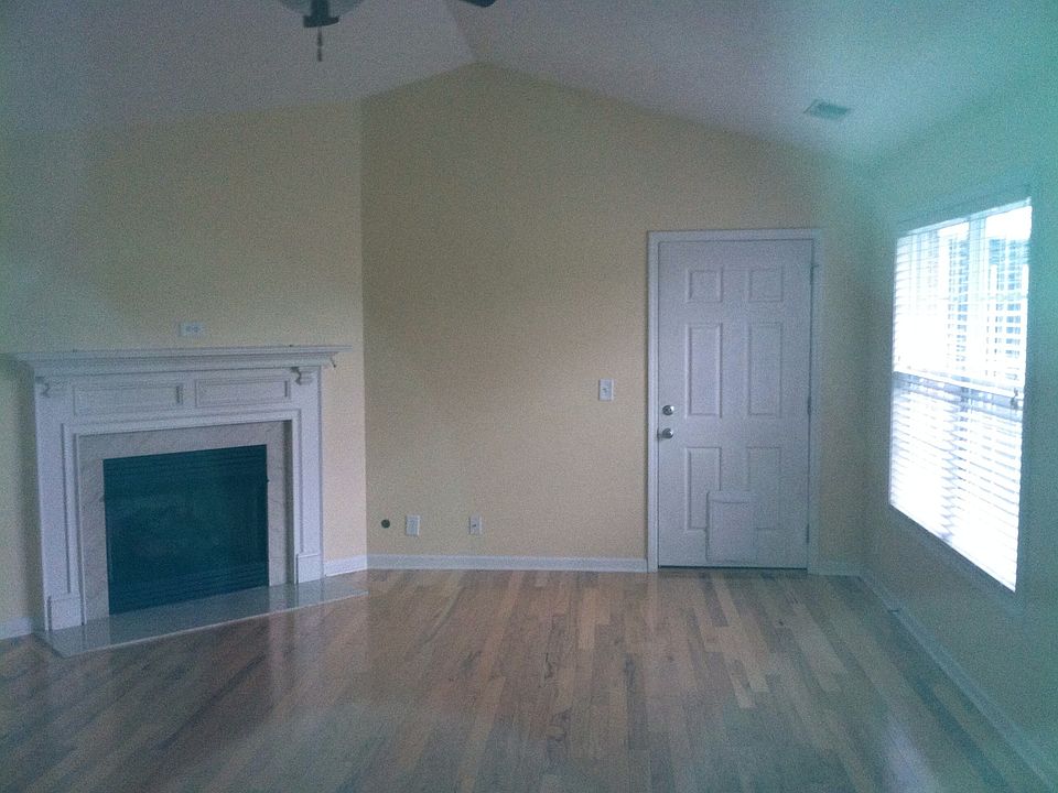 Spacious great room with gas fireplace