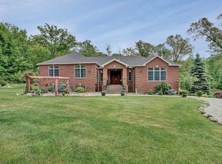 212 Woodmont Rd, Hopewell Junction, NY 12533