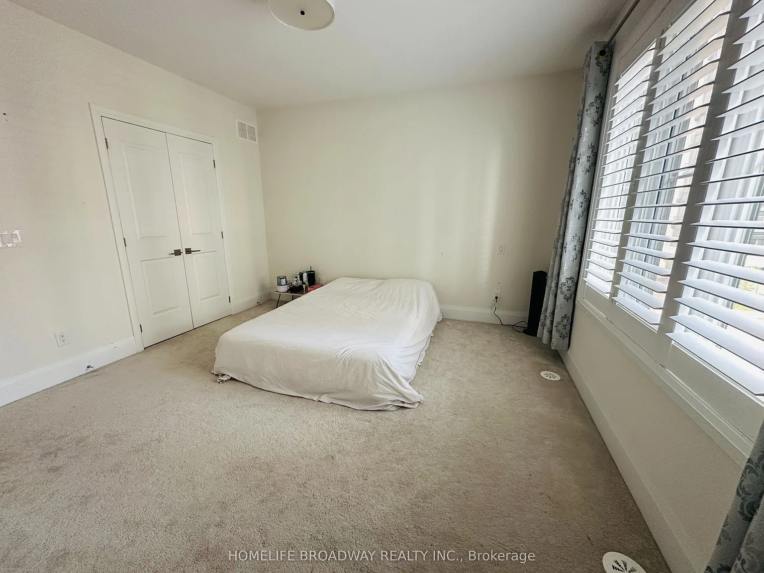1 bed, $1,300 — Photo 2