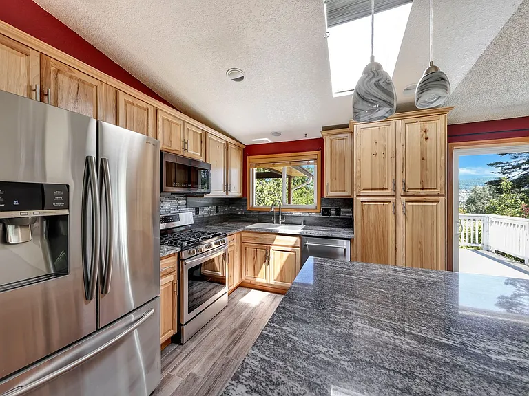 6127 Parkside Dr — Photo 3