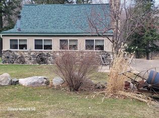 2886 Columbus Lake Rd, Eagle River, WI 54521