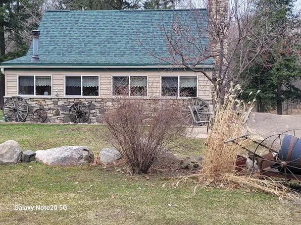 2886 Columbus Lake Rd, Eagle River, WI 54521