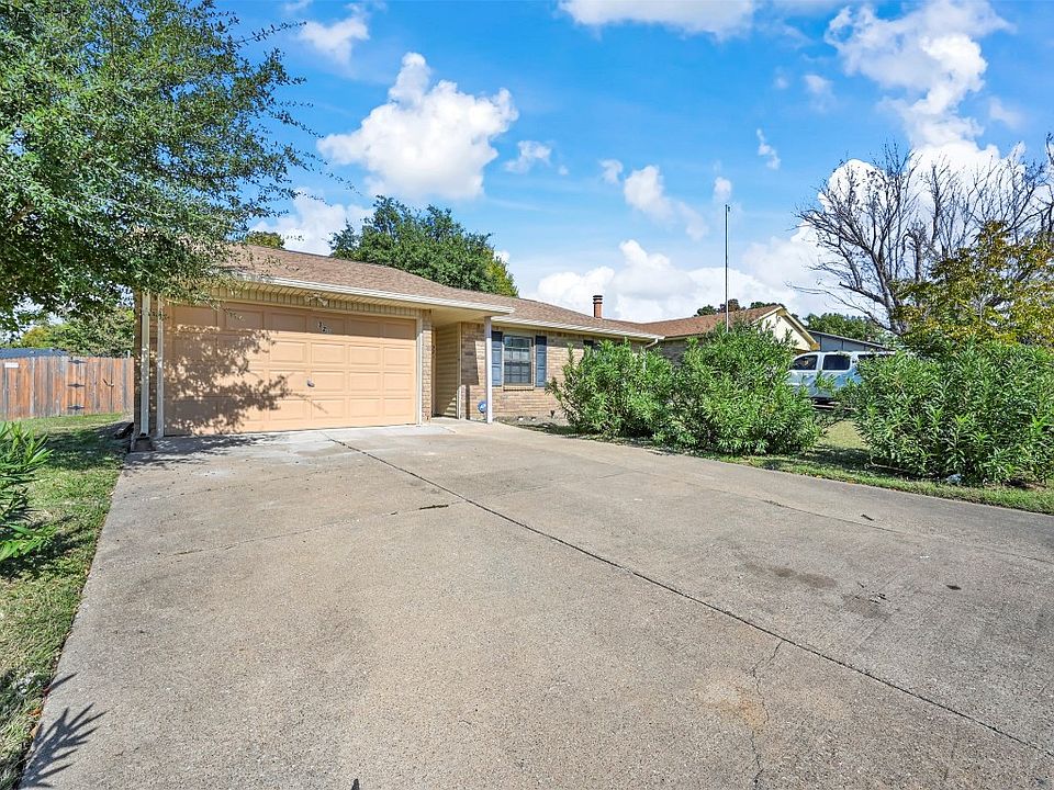 1st image of 321 Rockcrest Dr