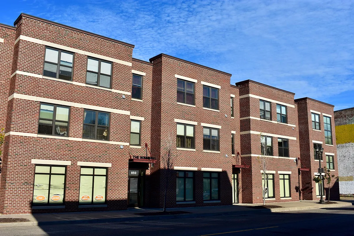 Building Photo - Winnipeg Apartments