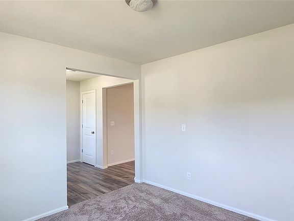 4th image of 15178 Iverson (Lot 75) Loop SE #75