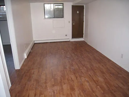 Rented by Alexiou Realty | media 12