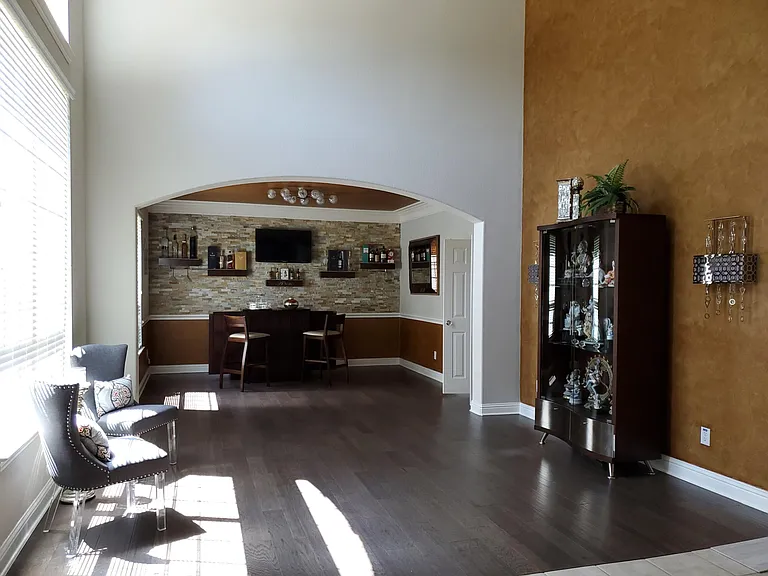6009 Aylworth Dr — Photo 10