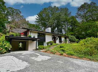 10600 Hunters Valley Rd, Vienna, VA 22181