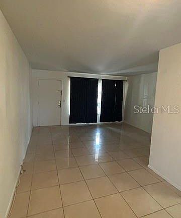 3rd image of 1257 Drew St APT 12