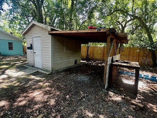 144 N Keech St — Photo 13