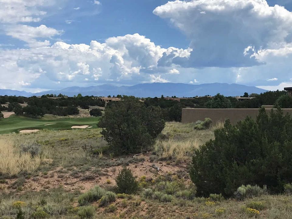 2nd image of 46 Paseo Aragon