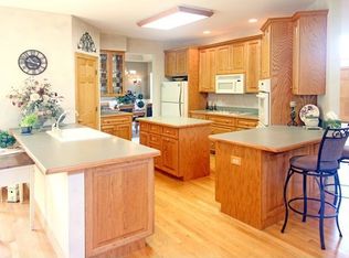1023 Forest Trl, Sugar Grove, IL 60554