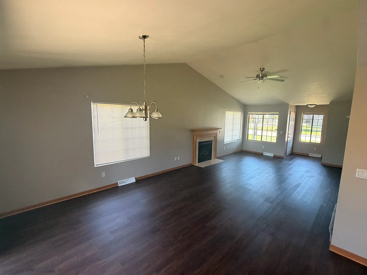 4604 Fox Grove Rd — Photo 2