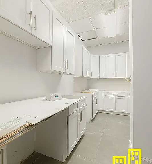222 25th St #108 — Photo 7