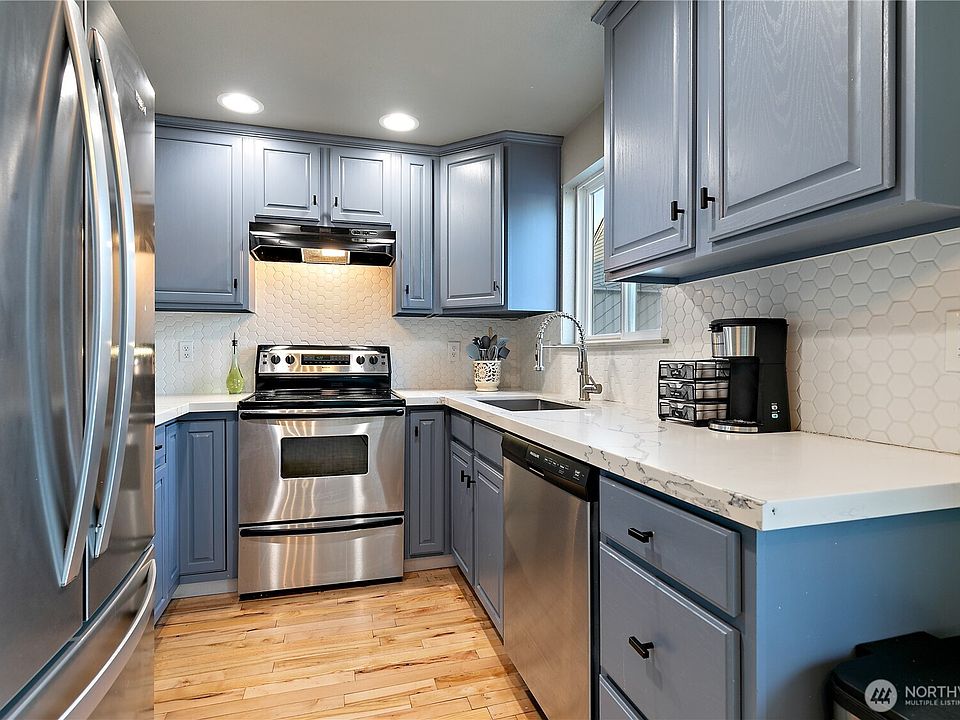1st image of 14518 W Thorne Lane SW