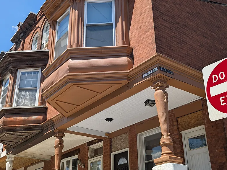 617 E Locust Ave #1 — Photo 3